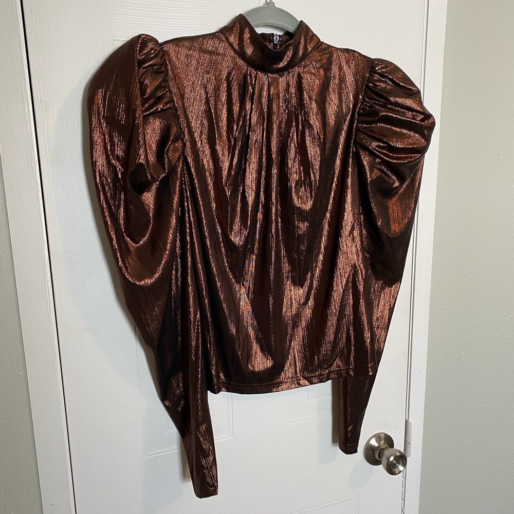 Brown metallic puff sleeve top
